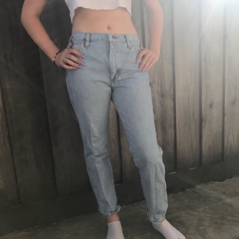 wrangler mom jeans